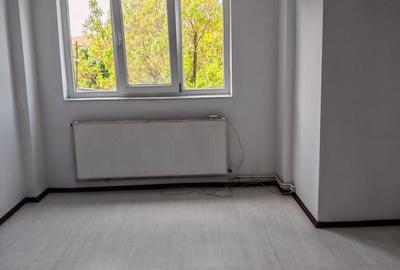 Apartament cu 2 camere decomandat în Cuza Vodă - 3