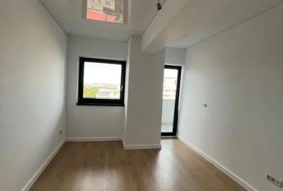 Apartament cu 3 camere decomandat în Nicolina - 14