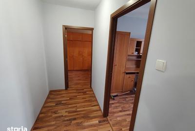 Apartament cu 3 camere în Central - 1