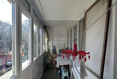 Apartament cu 2 camere decomandat în Alexandru Obregia - 4