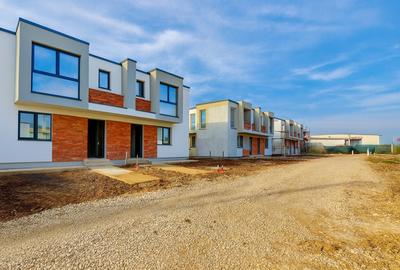 Casa Tunari, complex Teilor 77, vile individuale, pret fara tva - 14