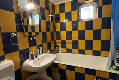 Apartament cu 4 camere semidecomandat în Apărătorii Patriei - 1