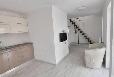 Apartament cu 2 camere decomandat, mobilat în Central