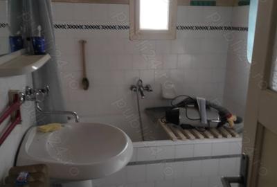 Casă cu 4 camere în Central - 4