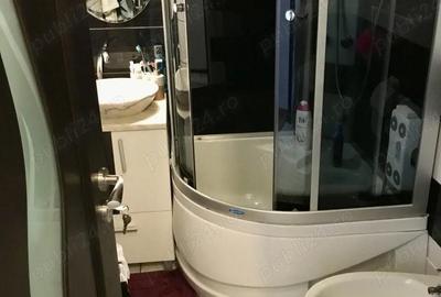 Garsonieră decomandată în Central - 2