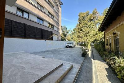 Spațiu comercial de lux pe Bulevardul Aviatorilor - 94 mp utili + terasa (135mp) Spațiu comercial de lux pe Bulevardul Aviatorilor - 94 mp utili + terasa (135mp) - 12