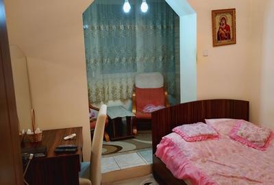 Apartament cu 2 camere semidecomandat în Miorița