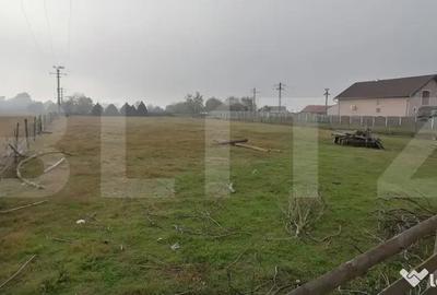 Teren de 3300 mp, în Vințu de Jos