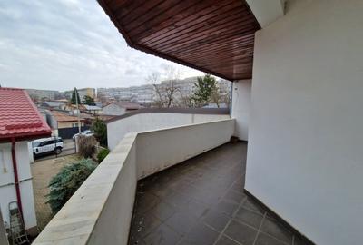 Casă individuală cu 5 camere cu Canalizare în Grivița - 8