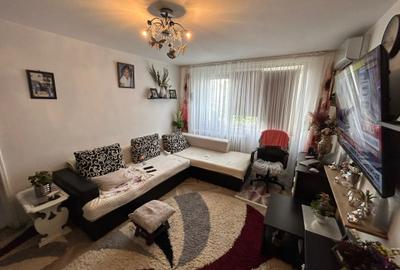 Titan 3 Camere Etaj 4 63 Mp Bloc 1970 Reabilitat Neexpertizat Terasa Refacuta