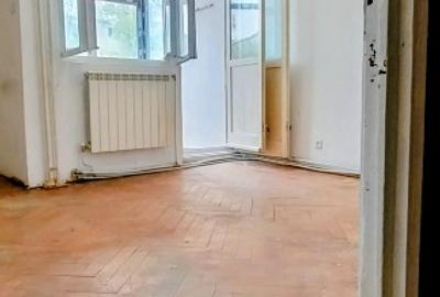 Apartament cu 2 camere decomandat în Podu Roș - 3