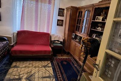 Casă cu 4 camere cu Teren 3600 Mp în Sud - 3