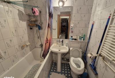 Apartament cu 4 camere decomandat în Păcii - 2