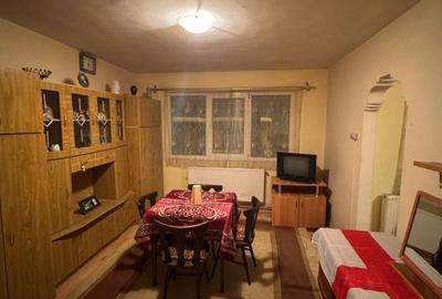Apartament cu 2 camere în Decebal
