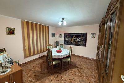 Casă cu 4 camere cu Teren 446 Mp în Răcoasa - 5