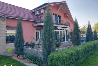 Casă cu 4 camere cu Teren 812 Mp în Nord - 1