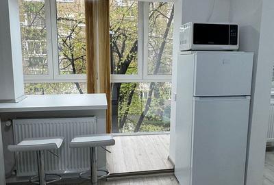 Garsonieră în Decebal - 2