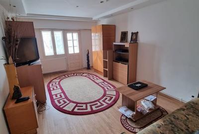 Apartament cu 2 camere decomandat în Exterior Vest - 3