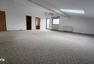 Spațiu comercial, de 70 mp, în Central