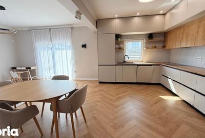 Casă cu 4 camere cu Teren 725 Mp în Baciu - 1