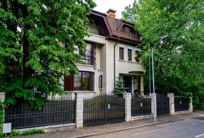 Arhitectura elegantei. Locatii rare, vieti exceptionale! - 17