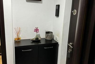 Apartament cu 2 camere decomandat în Km 5 - 7