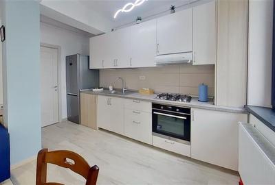 Studio elegand cu priveliste frumoasa , etaj 8 , loc parcare, zona Coresi Mall - 20