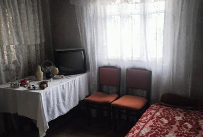 Casă cu 4 camere cu Teren 1400 Mp în Sud - 4