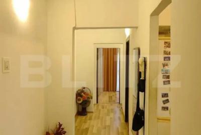 Apartament cu 4 camere decomandat, mobilat în Tractorul - 6