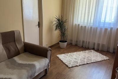 Inchiriez apartament 2 camere