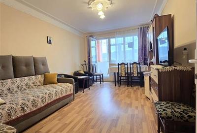 Apartament cu 3 camere decomandat în Alexandru cel Bun
