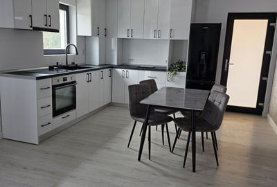 Casă cu 4 camere cu Teren 500 Mp în Central - 4