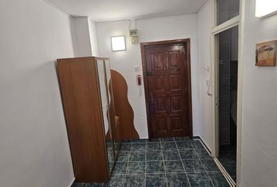 Garsonieră decomandată în Sebastian - 6