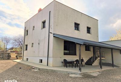 Casă cu 5 camere cu Teren 2867 Mp în Păunești - 18