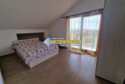 Apartament cu 3 camere decomandat în Cetate - 11