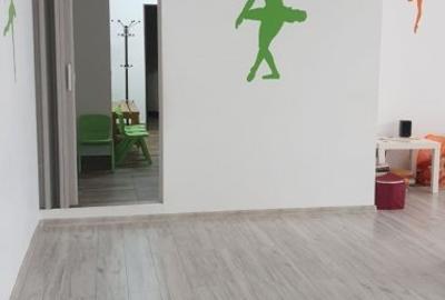 Spațiu comercial, de 105 mp, în Central - 8