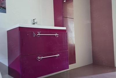 Casă cu 3 camere cu Teren 540 Mp în Central - 1