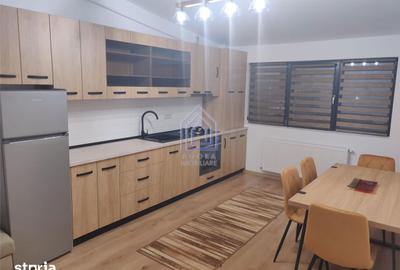 Apartament cu 3 camere decomandat în Central - 1
