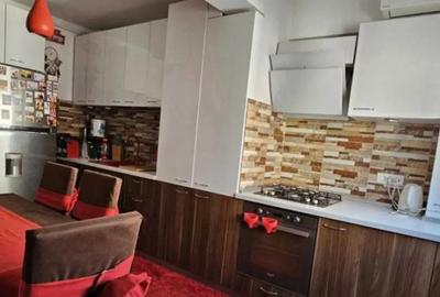 Apartament cu 2 camere semidecomandat în Rahova - 3