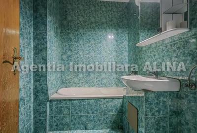 Apartament cu 4 camere decomandat în Central - 4