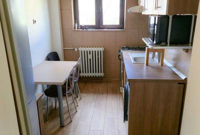 Apartament cu 2 camere decomandat în Calea București - 4