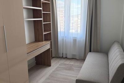 Apartament cu 3 camere decomandat în Central - 3