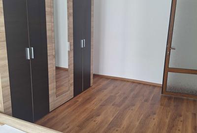 Apartament cu 3 camere decomandat în Central - 2