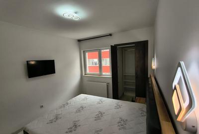 Apartament cu 2 camere decomandat, mobilat în Apărătorii Patriei - 12