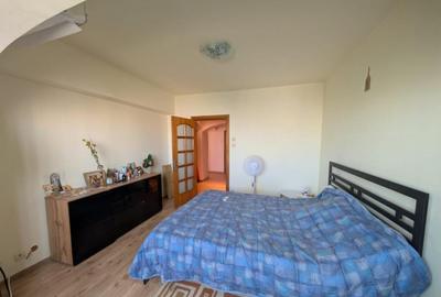 Apartament 3 camere, an 1984, Drumul Taberei langa metrou - 4