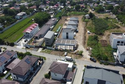 Loturi 325-650-970 mp Bragadiru CENTRAL, toate utilitățile,  asfalt, Branșamente