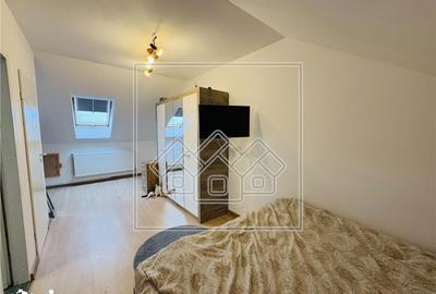 Apartament cu 3 camere decomandat în Terezian - 3