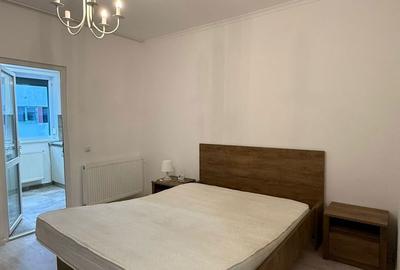 Garsonieră decomandată în Roșu - 8