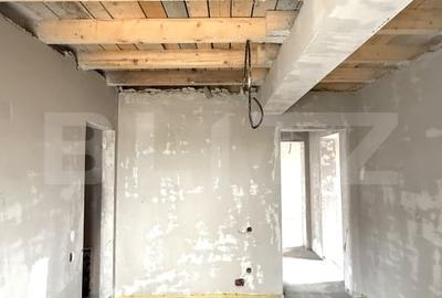 Casă individuală cu 4 camere cu Canalizare în Exterior Est - 10