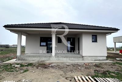 Casă cu 4 camere în Sântandrei - 1